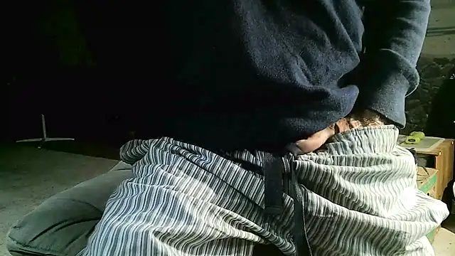 Snapshot of ewuich1 chatting on 03-26-26, 08:14 ewuich1 online show from 03-26-26, 08:14