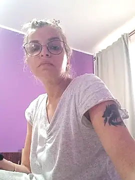 BritneyHudson online show from 11-17-25, 07:47