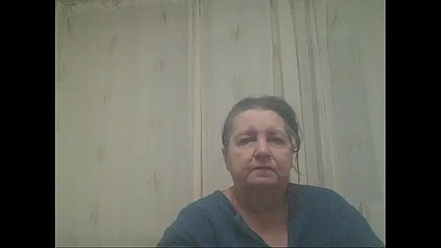 Snapshot of maturekorine chatting on 12-24-24, 10:49 maturekorine online show from 12-24-24, 10:49