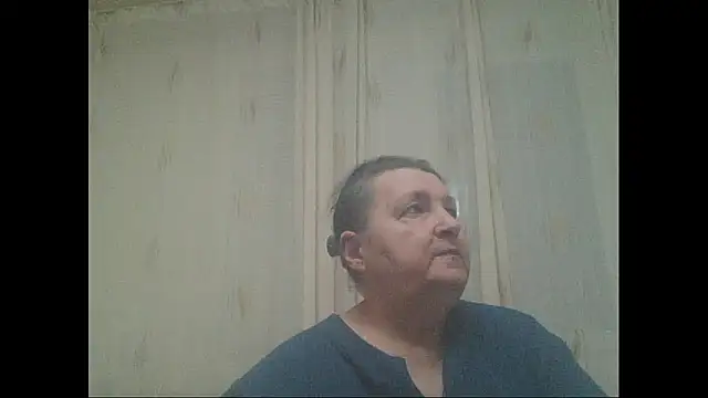 Snapshot of maturekorine chatting on 12-27-24, 07:03 maturekorine online show from 12-27-24, 07:03
