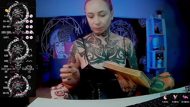 Snapshot of miss_jenna_lovee chatting on 10-10-25, 02:32 miss jenna lovee online show from 10-10-25, 02:32