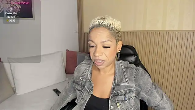 summer night  online show from 11-24-25, 11:32