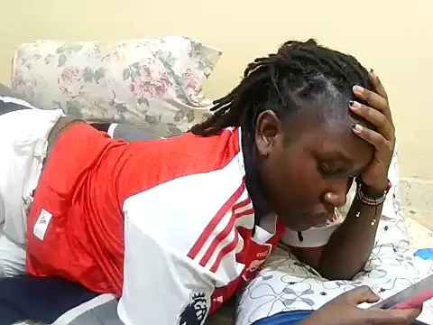 just lela online show from 10-27-25, 01:26