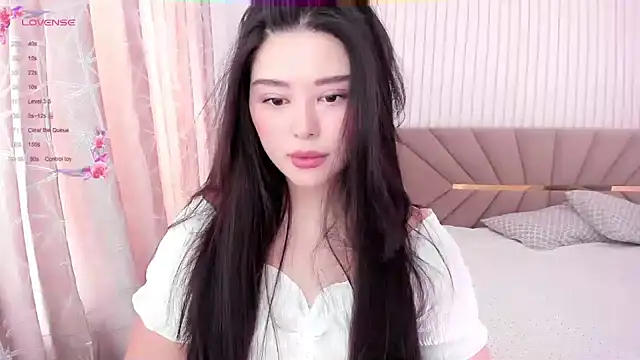 Snapshot of tenderlybaee chatting on 12-14-24, 05:18 tenderlybaee online show from 12-14-24, 05:18