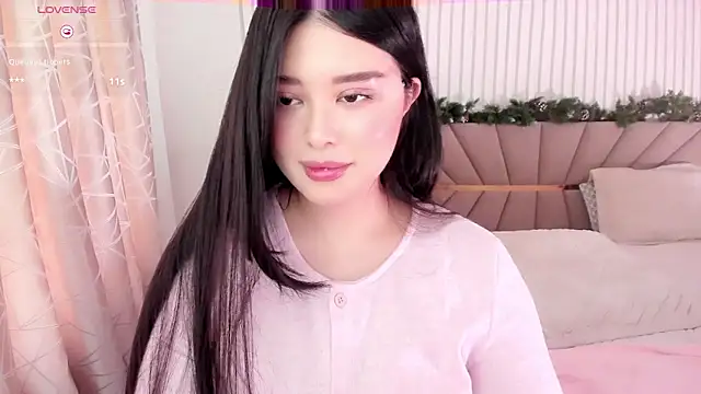 Snapshot of tenderlybaee chatting on 01-17-25, 08:13 tenderlybaee online show from 01-17-25, 08:13