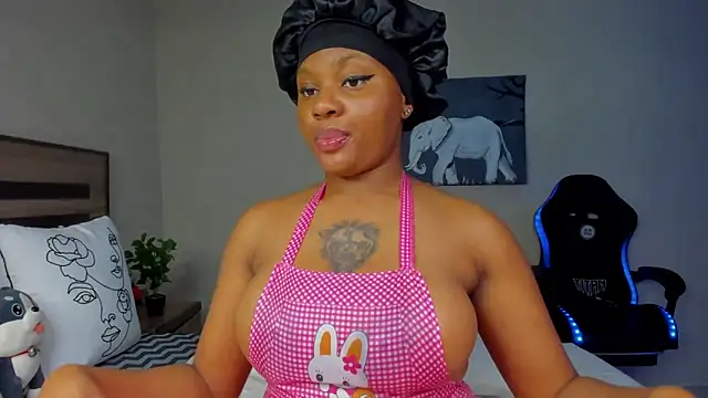 Renee-18 online show from 12-23-25, 05:16