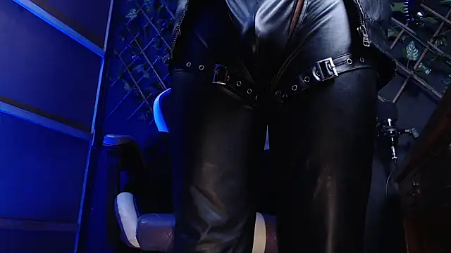 Dicaprioo  online show from 01-07-26, 07:33