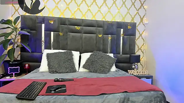 RubbyTaylor online show from 11-19-25, 02:39