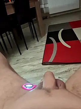 Szeltolo001 online show from 03-28-26, 02:22