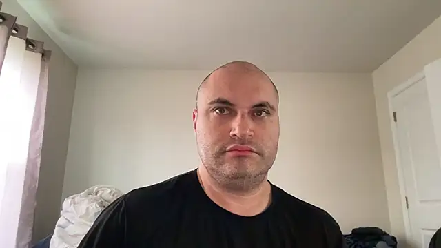 SluggishChase99 online show from 04-26-26, 09:34