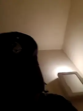 Snapshot of Dj-yefri-pauta chatting on 01-05-25, 10:50 Dj-yefri-pauta online show from 01-05-25, 10:50