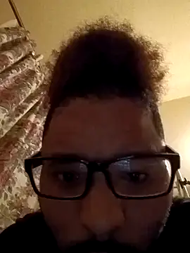 Snapshot of Dj-yefri-pauta chatting on 01-15-25, 11:40 Dj-yefri-pauta online show from 01-15-25, 11:40