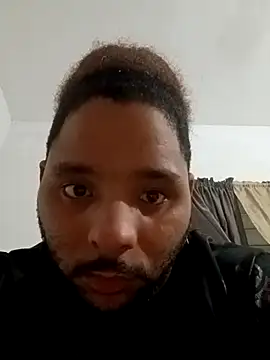 Snapshot of Dj-yefri-pauta chatting on 02-17-25, 01:25 Dj-yefri-pauta online show from 02-17-25, 01:25