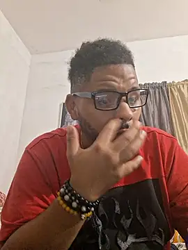 Snapshot of Dj-yefri-pauta chatting on 10-07-25, 12:41 Dj-yefri-pauta online show from 10-07-25, 12:41