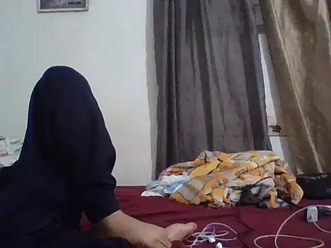 Snapshot of Dj-yefri-pauta chatting on 10-28-25, 05:33 Dj-yefri-pauta online show from 10-28-25, 05:33