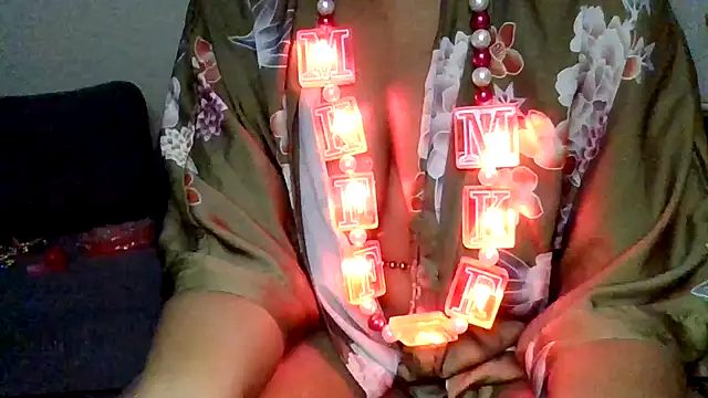 CaylenGee online show from 02-16-26, 04:36