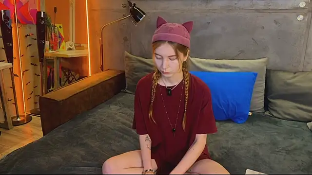 izi-fox online show from 10-06-25, 04:15