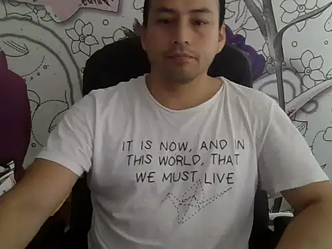 Snapshot of Allen_ibe chatting on 04-11-26, 03:16 Allen ibe online show from 04-11-26, 03:16