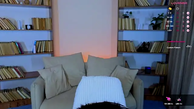 Snapshot of Hayle_Hill chatting on 03-02-25, 02:19 Hayle Hill online show from 03-02-25, 02:19