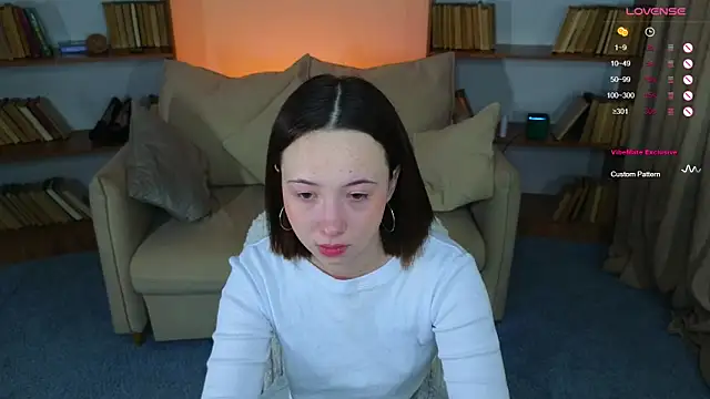 Snapshot of Hayle_Hill chatting on 03-15-25, 05:30 Hayle Hill online show from 03-15-25, 05:30