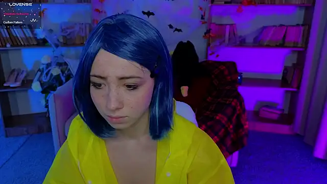 Snapshot of Hayle_Hill chatting on 10-30-25, 03:19 Hayle Hill online show from 10-30-25, 03:19