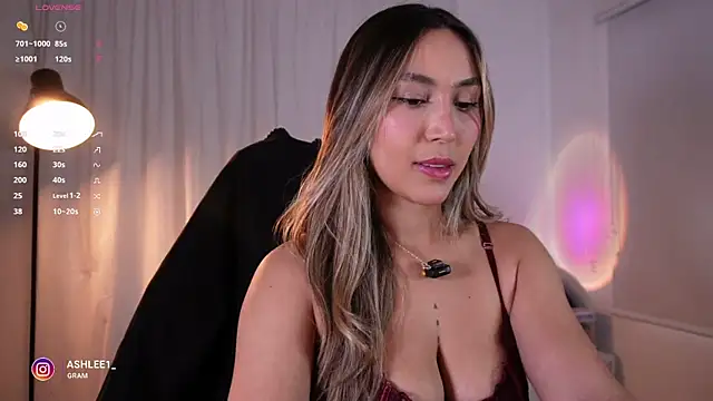 ashley2004 x online show from 07-02-26, 08:48