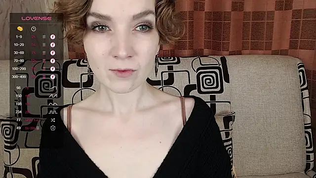 TinaWince online show from 01-17-26, 04:50