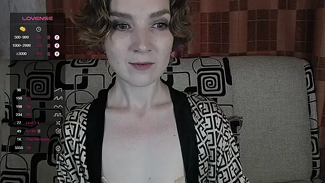 TinaWince online show from 08-06-26, 05:09
