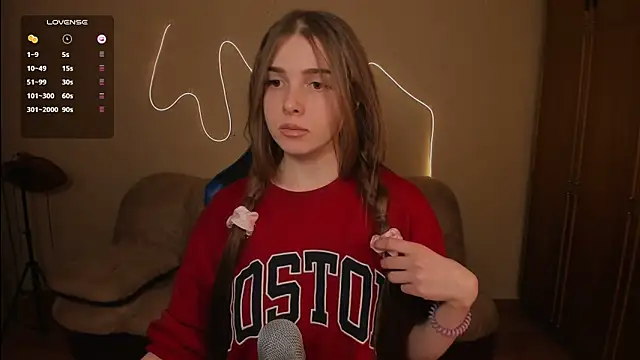 Snapshot of Kami_kam chatting on 02-27-25, 07:15 Kami kam online show from 02-27-25, 07:15