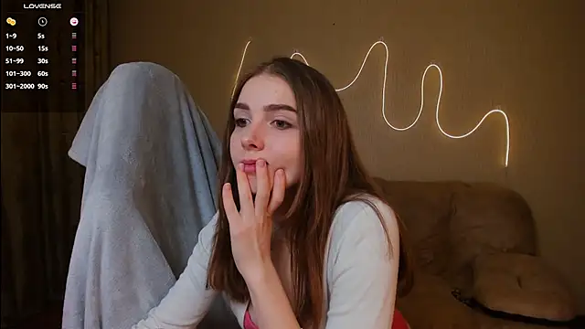 Snapshot of Kami_kam chatting on 03-02-25, 08:50 Kami kam online show from 03-02-25, 08:50