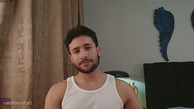 Snapshot of Valentinoford chatting on 11-12-25, 09:36 Valentinoford online show from 11-12-25, 09:36