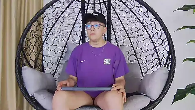 alex noa online show from 11-15-25, 07:21