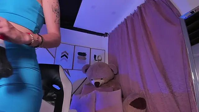 maye wells online show from 01-30-25, 05:39