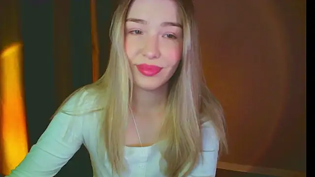 Snapshot of mia_raspberrie chatting on 01-23-25, 04:15 mia raspberrie online show from 01-23-25, 04:15