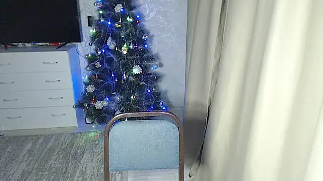 Snapshot of MelissaXKinky chatting on 12-21-24, 02:15 MelissaXKinky online show from 12-21-24, 02:15