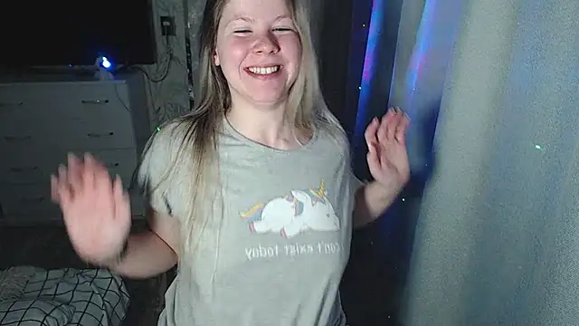 Snapshot of MelissaXKinky chatting on 03-06-25, 05:33 MelissaXKinky online show from 03-06-25, 05:33