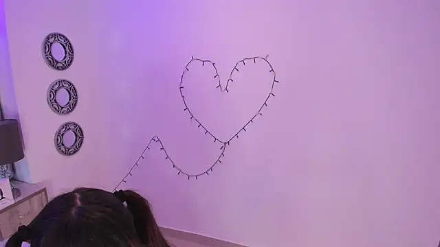 Charlotte Myers online show from 01-28-25, 02:53