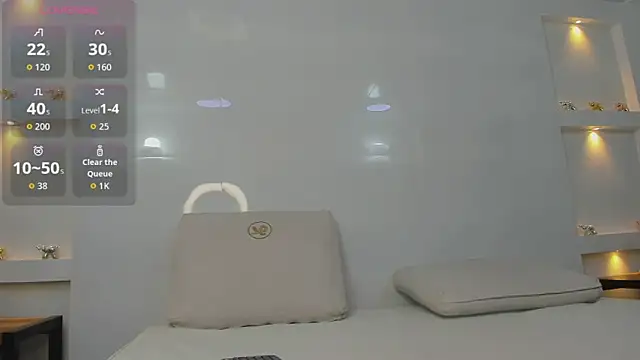 Snapshot of Dalia-Prada chatting on 05-16-26, 03:58 Dalia-Prada online show from 05-16-26, 03:58