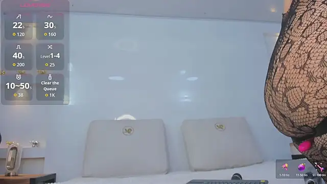 Snapshot of Dalia-Prada chatting on 06-10-26, 05:07 Dalia-Prada online show from 06-10-26, 05:07