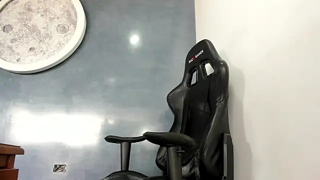 Bryan Bronx online show from 09-17-25, 01:24