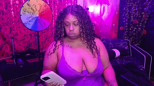 cheriserozequeen online show from 04-07-26, 12:00