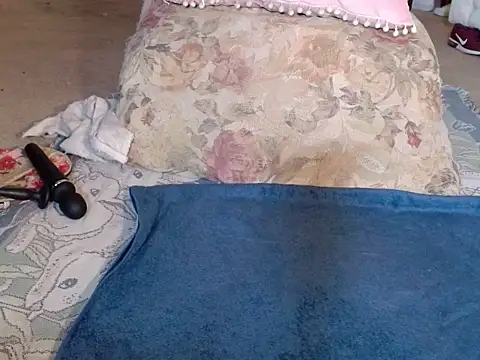 chanel love online show from 01-09-26, 10:51