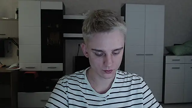 angryzan online show from 02-20-25, 10:27