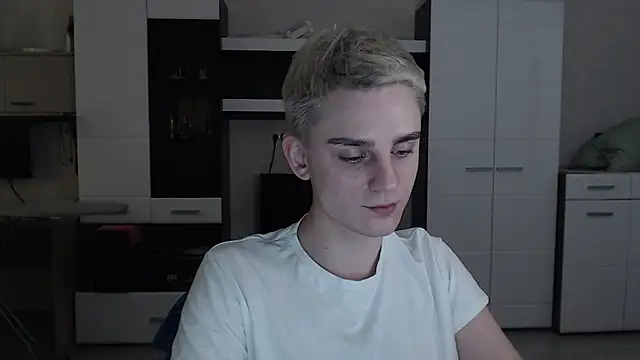 angryzan online show from 03-05-25, 10:22