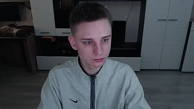 angryzan online show from 10-15-25, 05:18