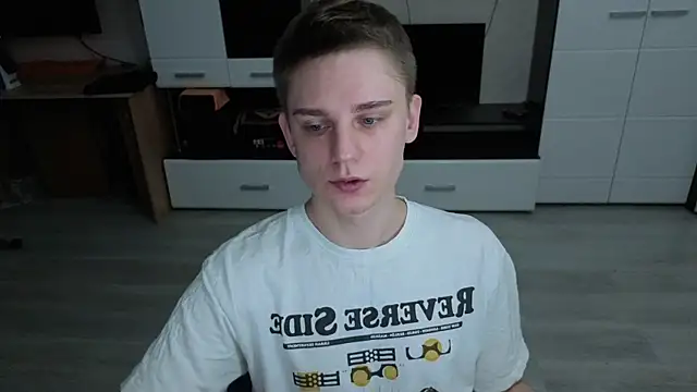 angryzan online show from 12-03-25, 04:42