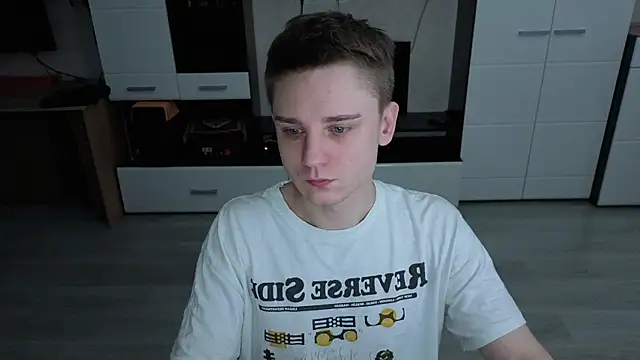 angryzan online show from 12-04-25, 04:44