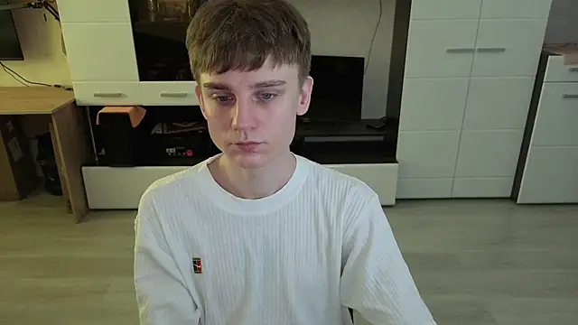 angryzan online show from 04-08-26, 05:07