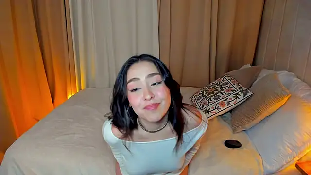 SofiMeza online show from 02-10-25, 05:52