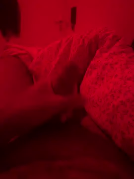 Snapshot of idickman chatting on 10-02-25, 11:12 idickman online show from 10-02-25, 11:12